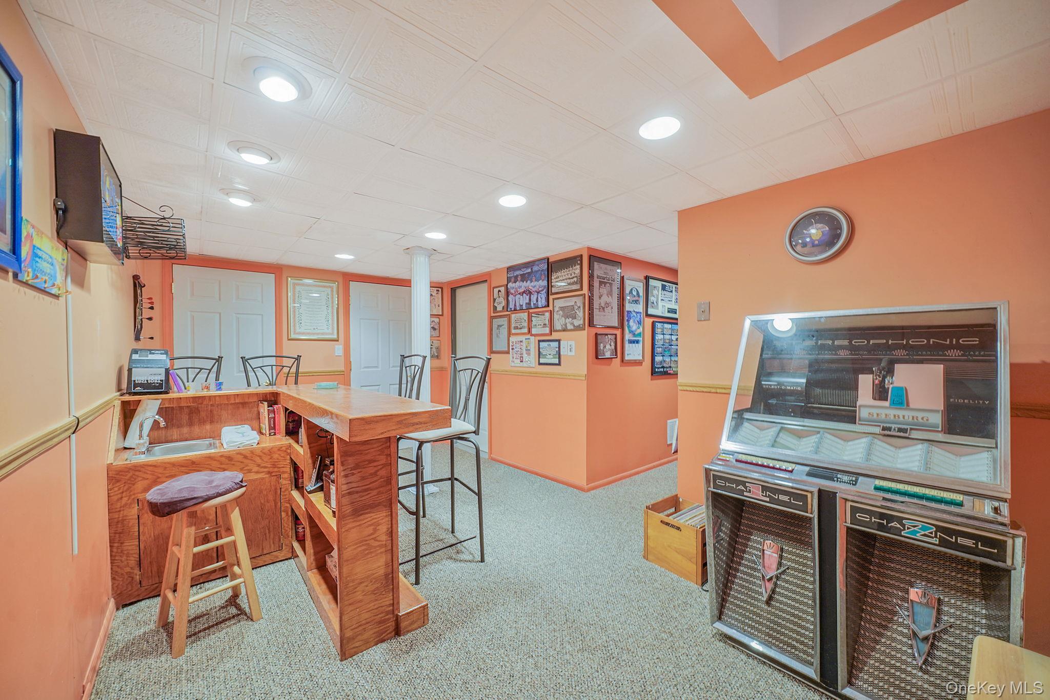 11 Patrick Lane, Ridge, NY 11961