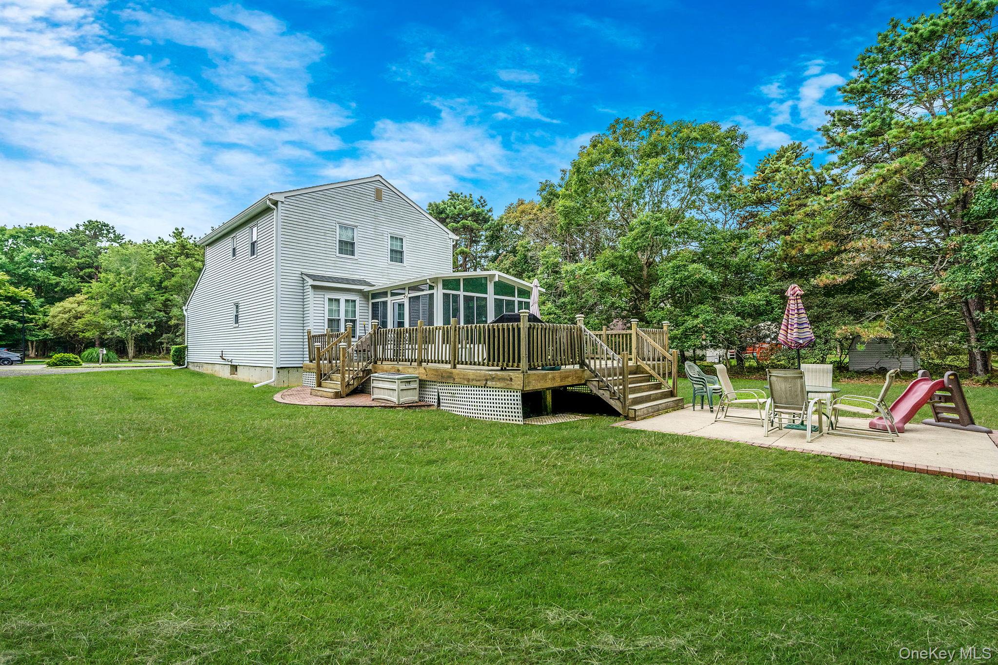 11 Patrick Lane, Ridge, NY 11961