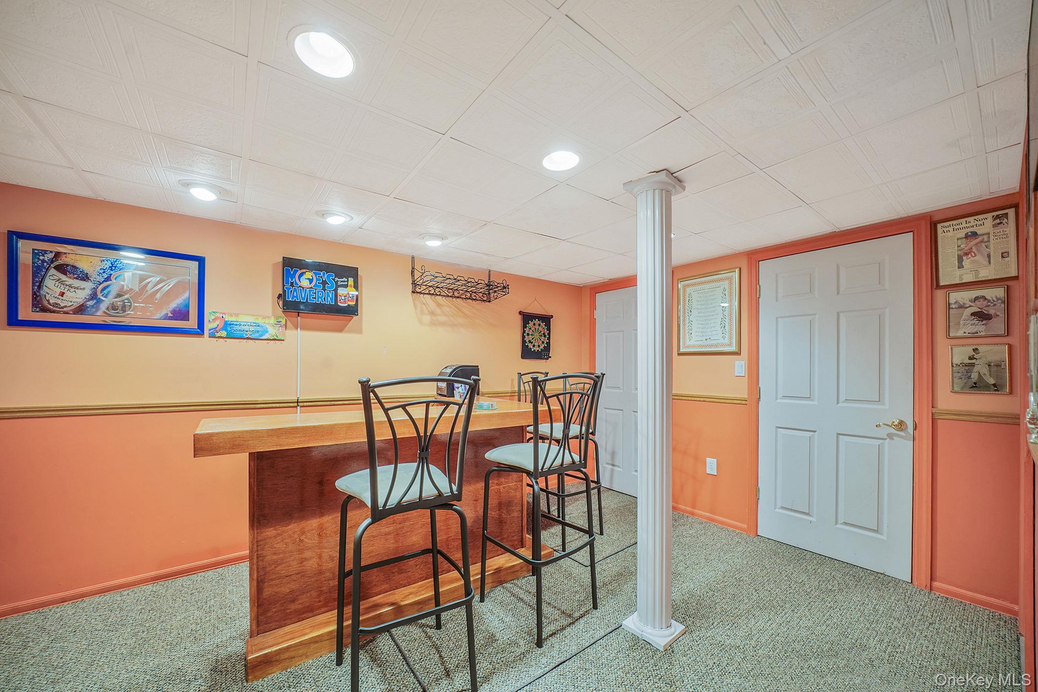 11 Patrick Lane, Ridge, NY 11961