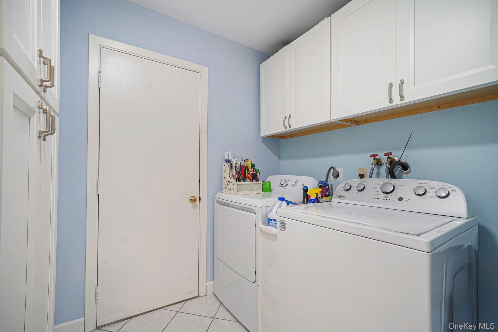 11 Patrick Lane, Ridge, NY 11961