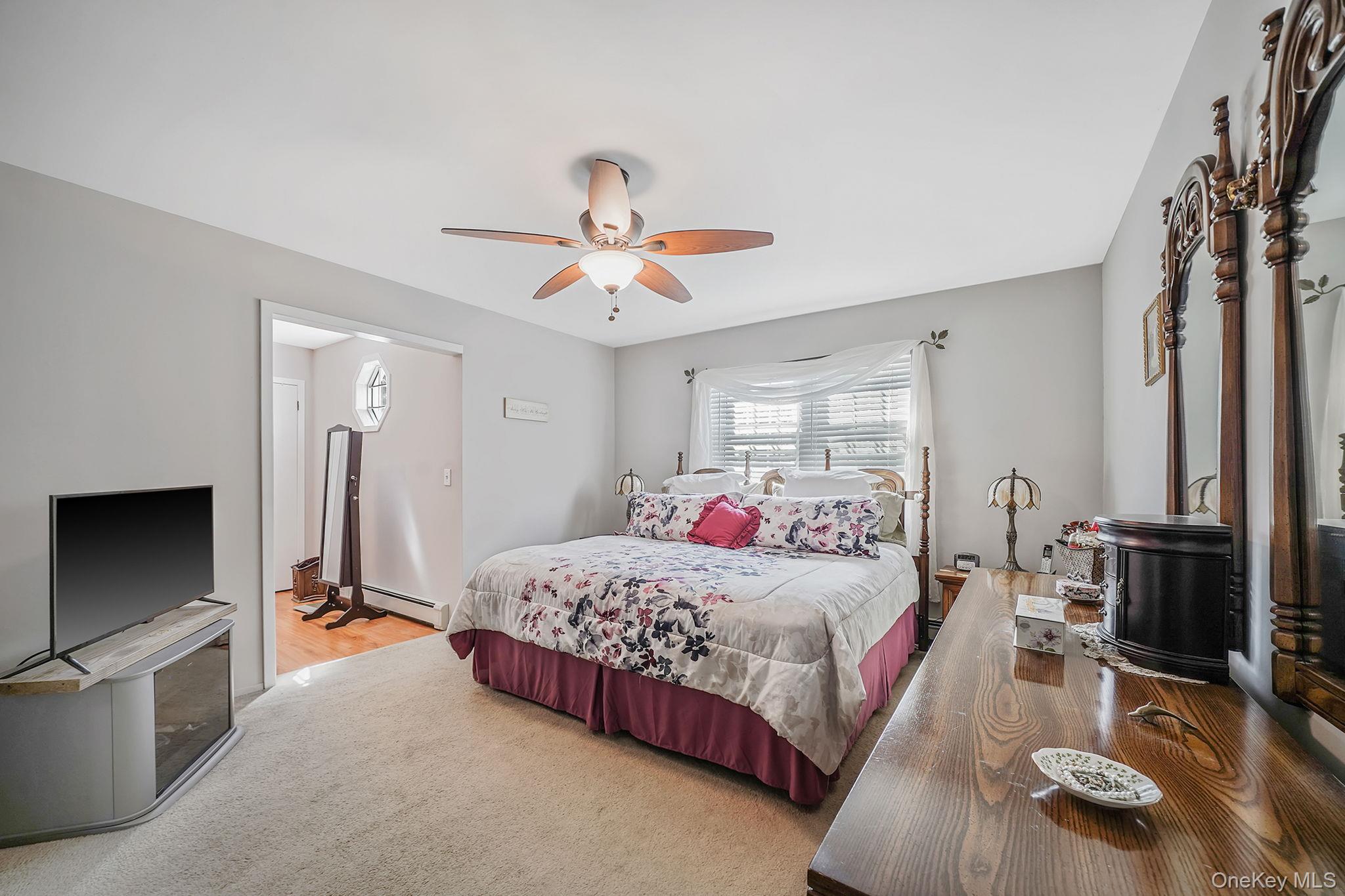 11 Patrick Lane, Ridge, NY 11961