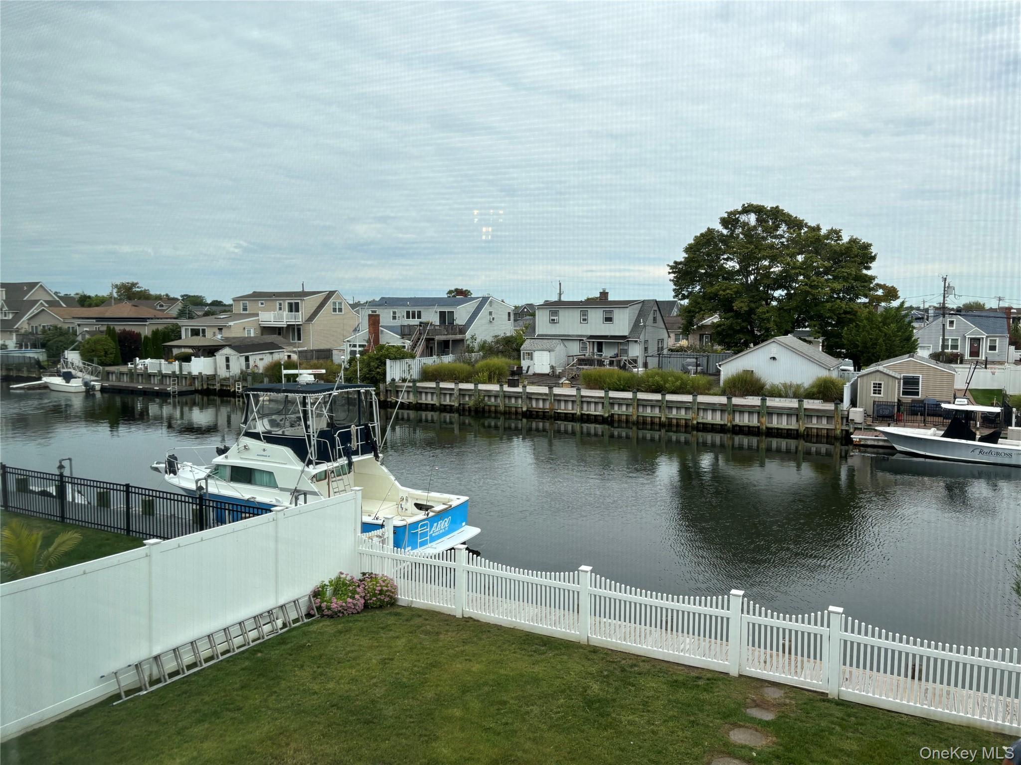 65 Jefferson Place, Massapequa, NY 11758