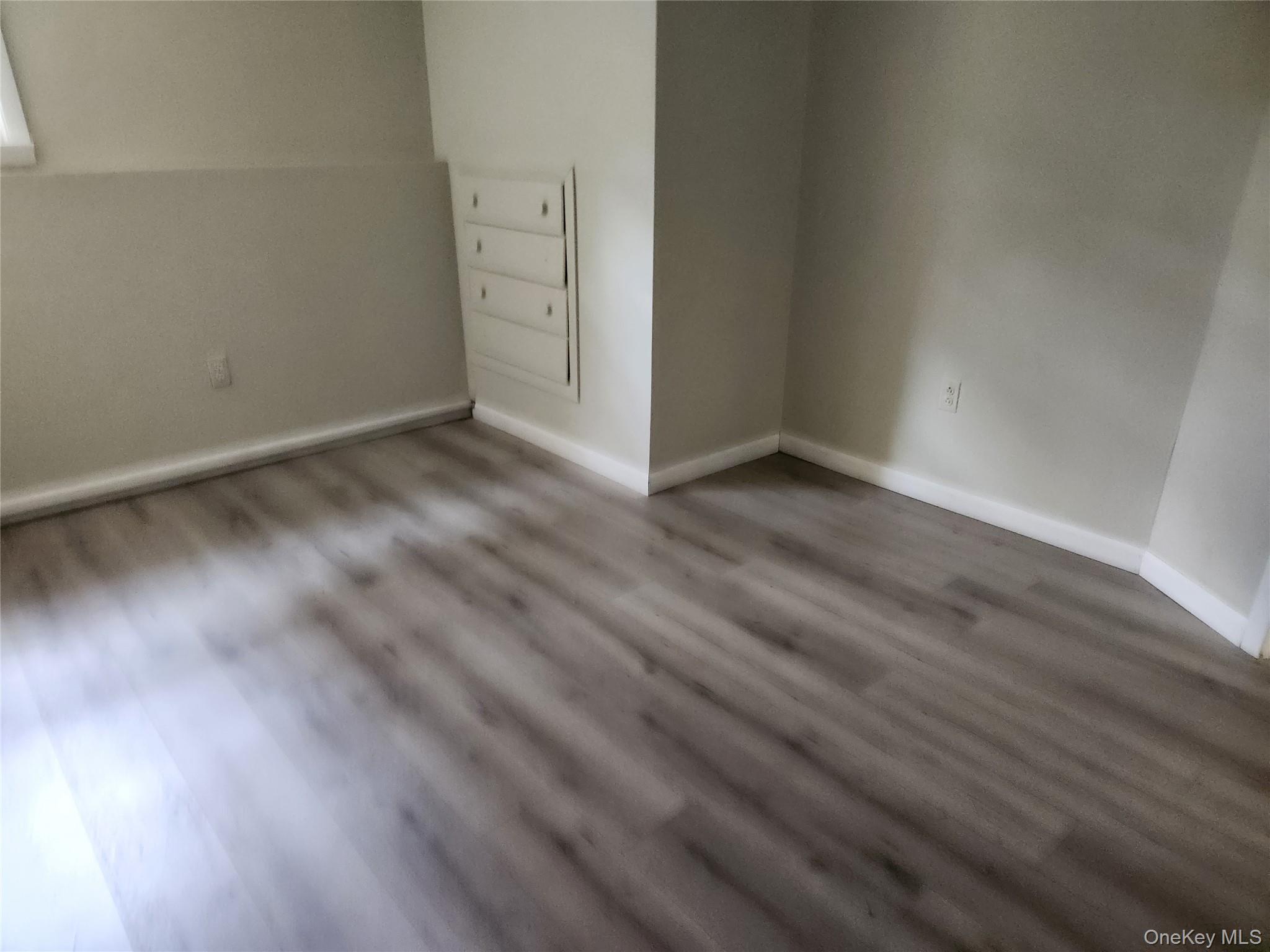 4 Norman Drive, Shoreham, NY 11786