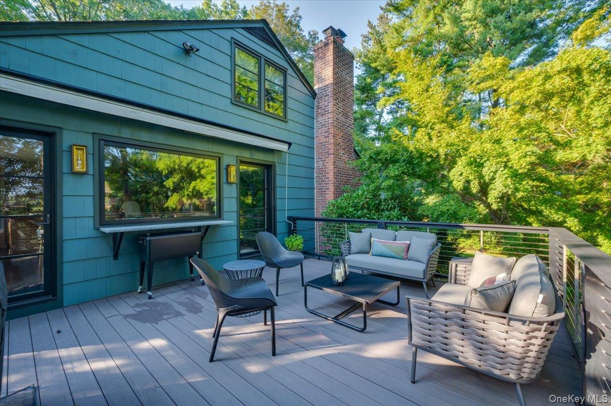 18 S Ridge Road, Larchmont, NY 10538