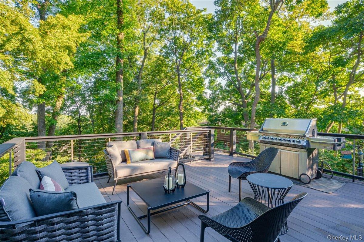 18 S Ridge Road, Larchmont, NY 10538