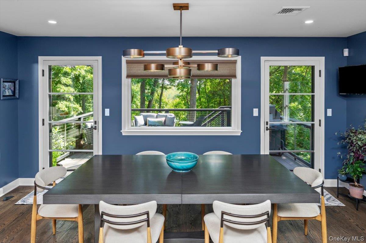 18 S Ridge Road, Larchmont, NY 10538