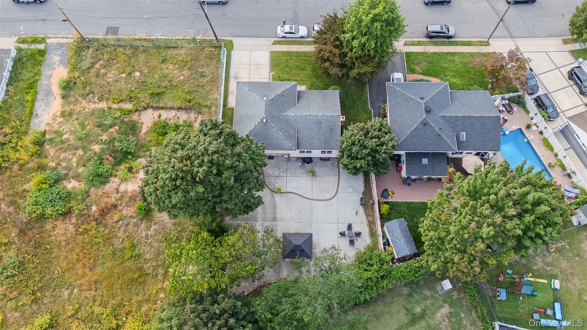 114 Spruce Avenue, Bethpage, NY 11714