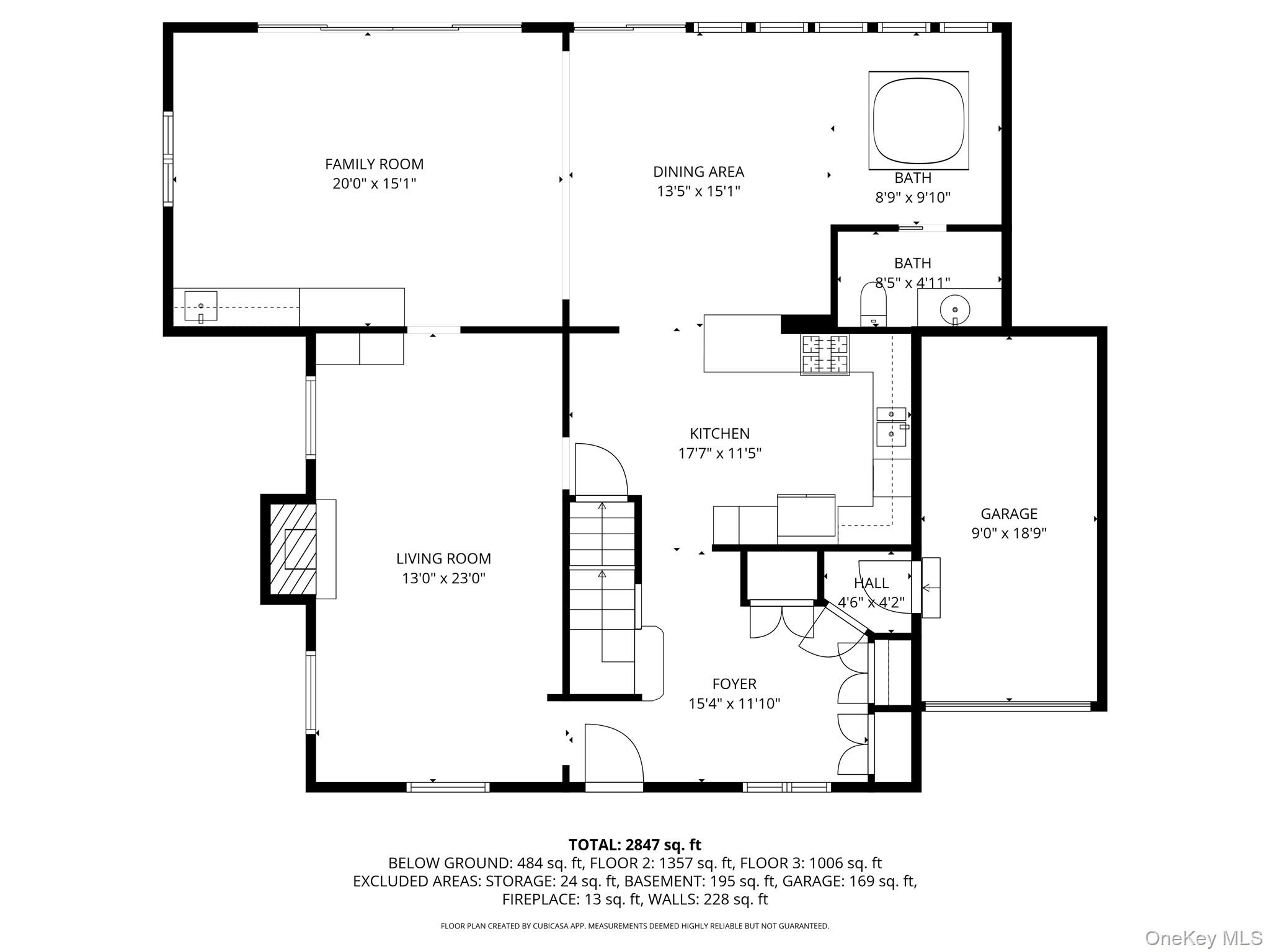 9 Circle Lane, East Hills, NY 11577