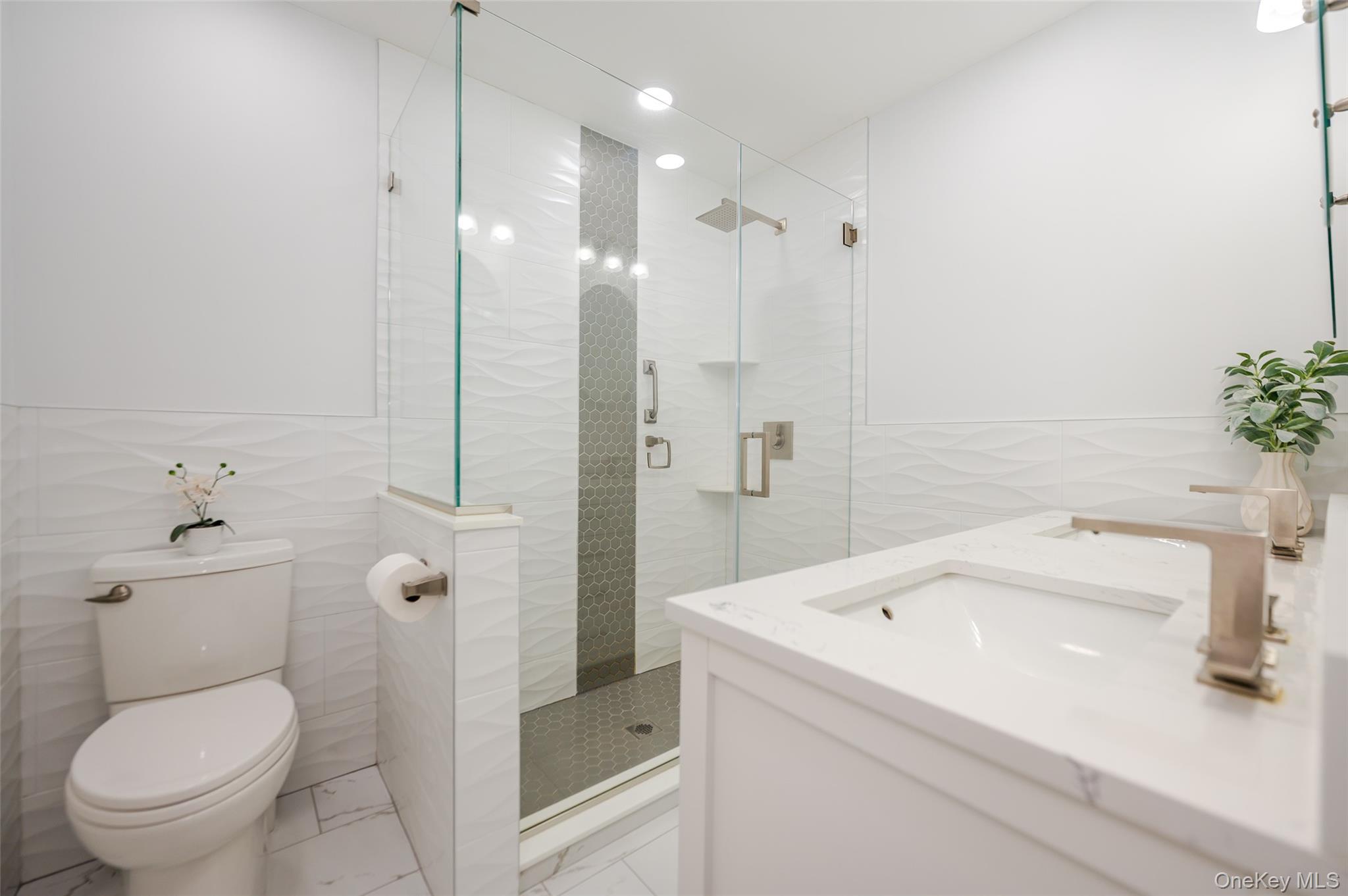 100 Daly # 410, Oceanside, NY 11572