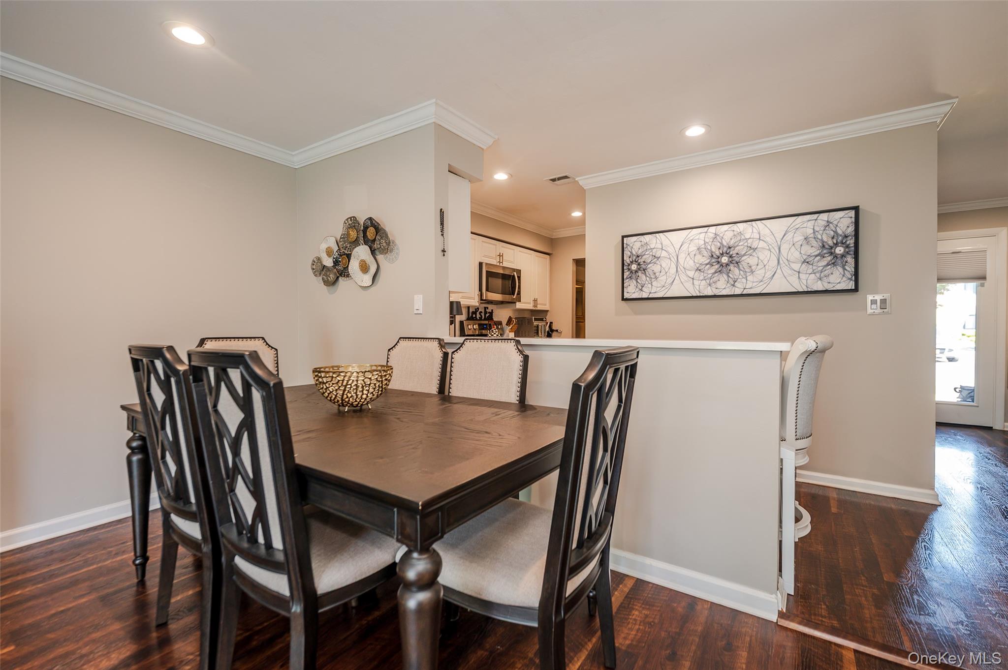 100 Daly # 410, Oceanside, NY 11572