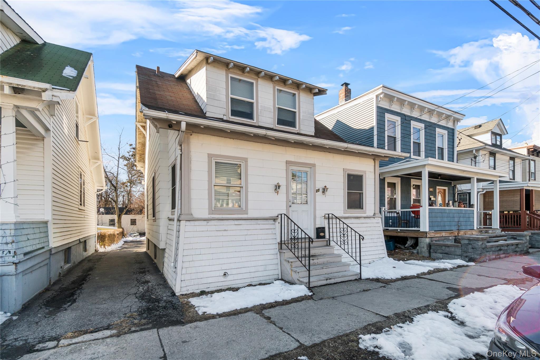 27 Fullerton Avenue, Newburgh, NY 12550