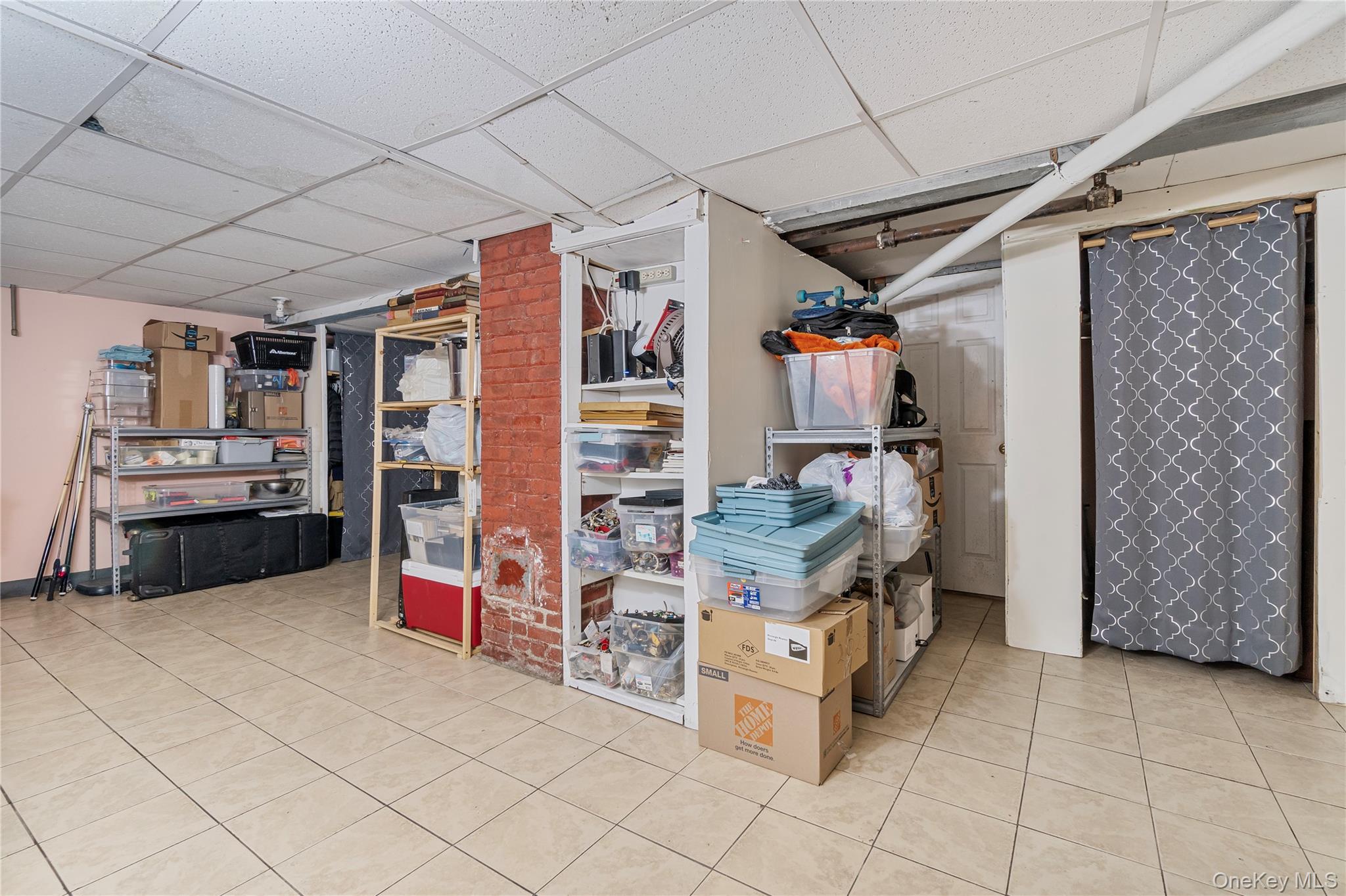 27 Fullerton Avenue, Newburgh, NY 12550