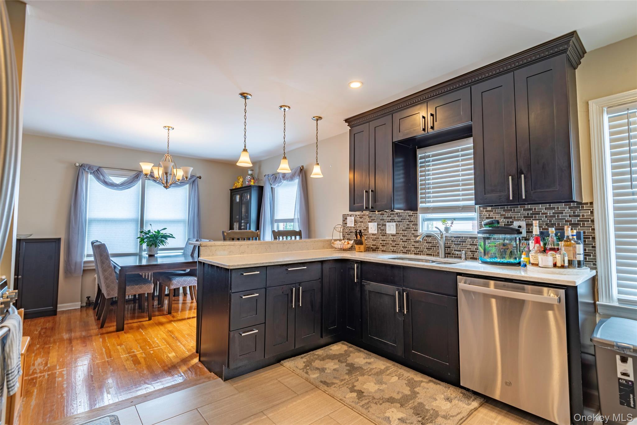 43 Orchid Lane, New Hyde Park, NY 11040