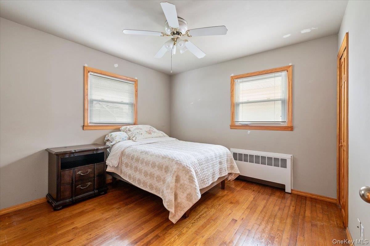 186 11th Street, Bethpage, NY 11714