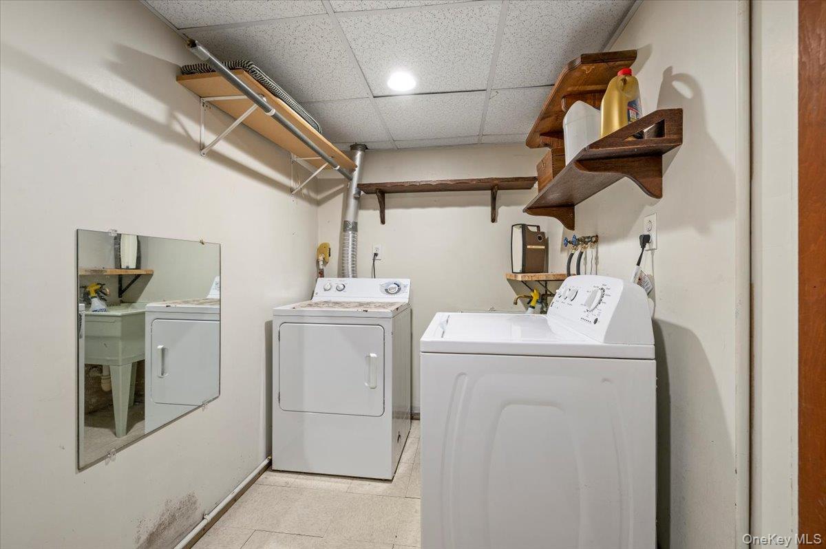 186 11th Street, Bethpage, NY 11714