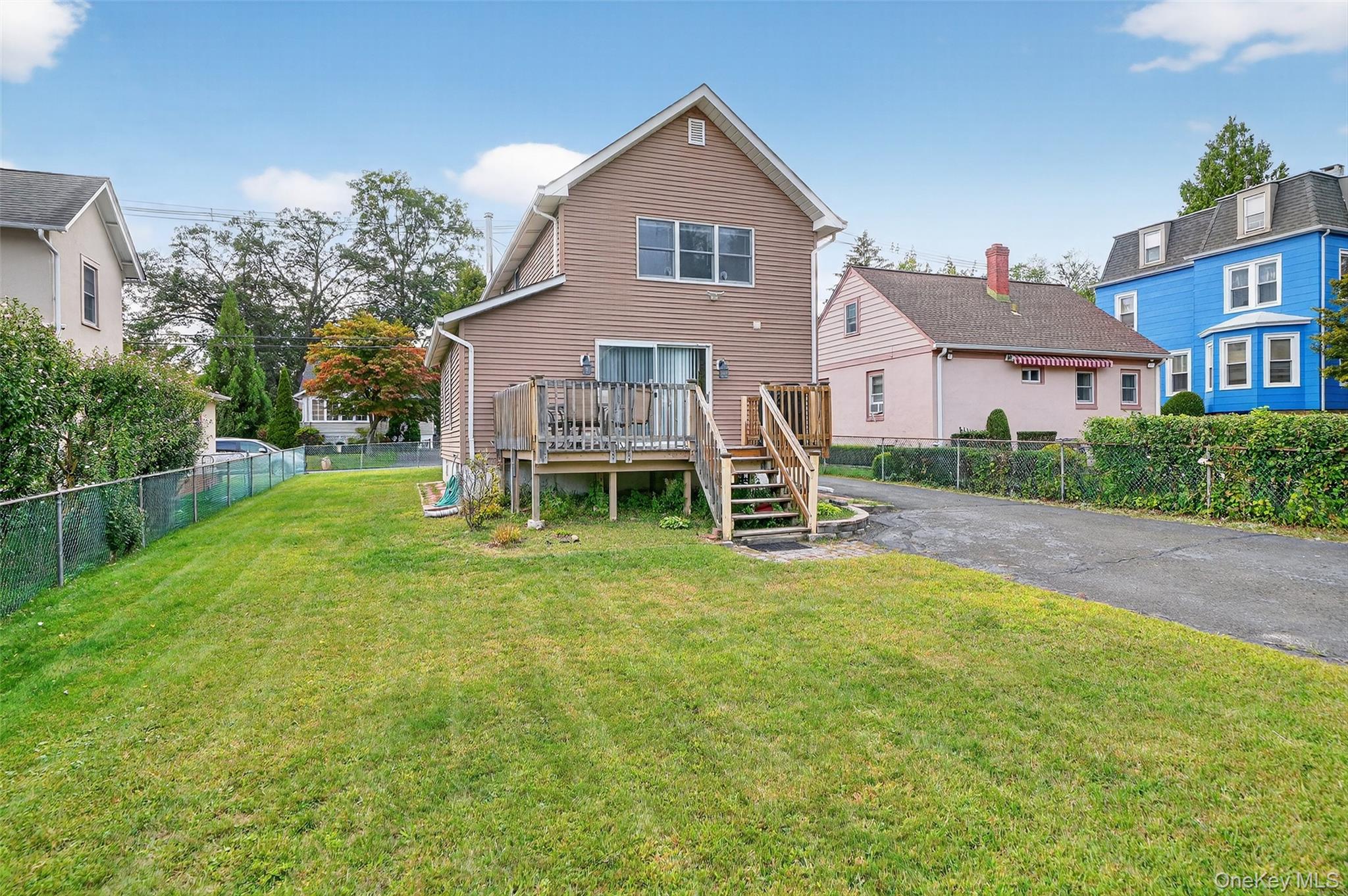 24 Rockland Terrace, Suffern, NY 10901