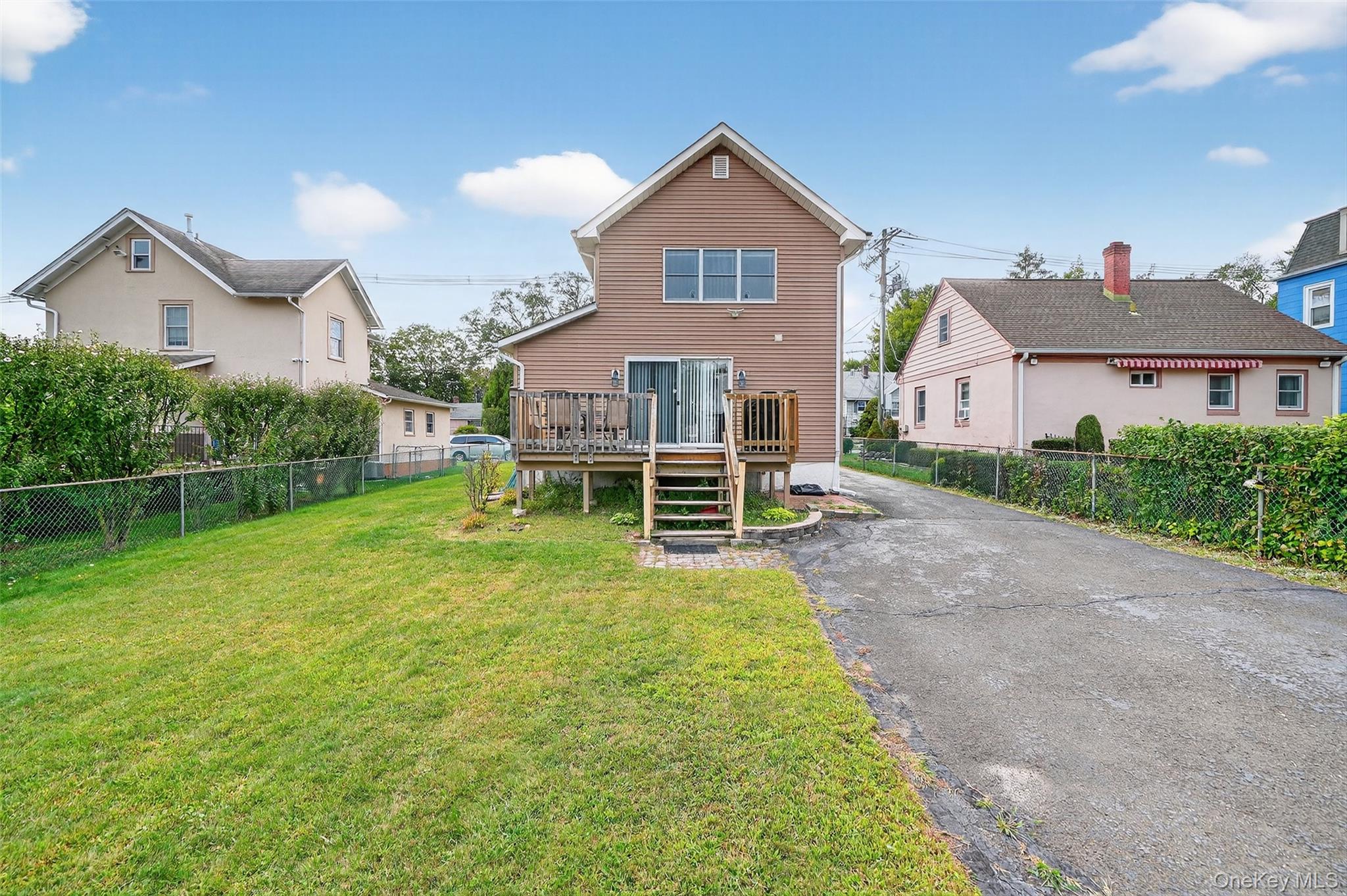 24 Rockland Terrace, Suffern, NY 10901