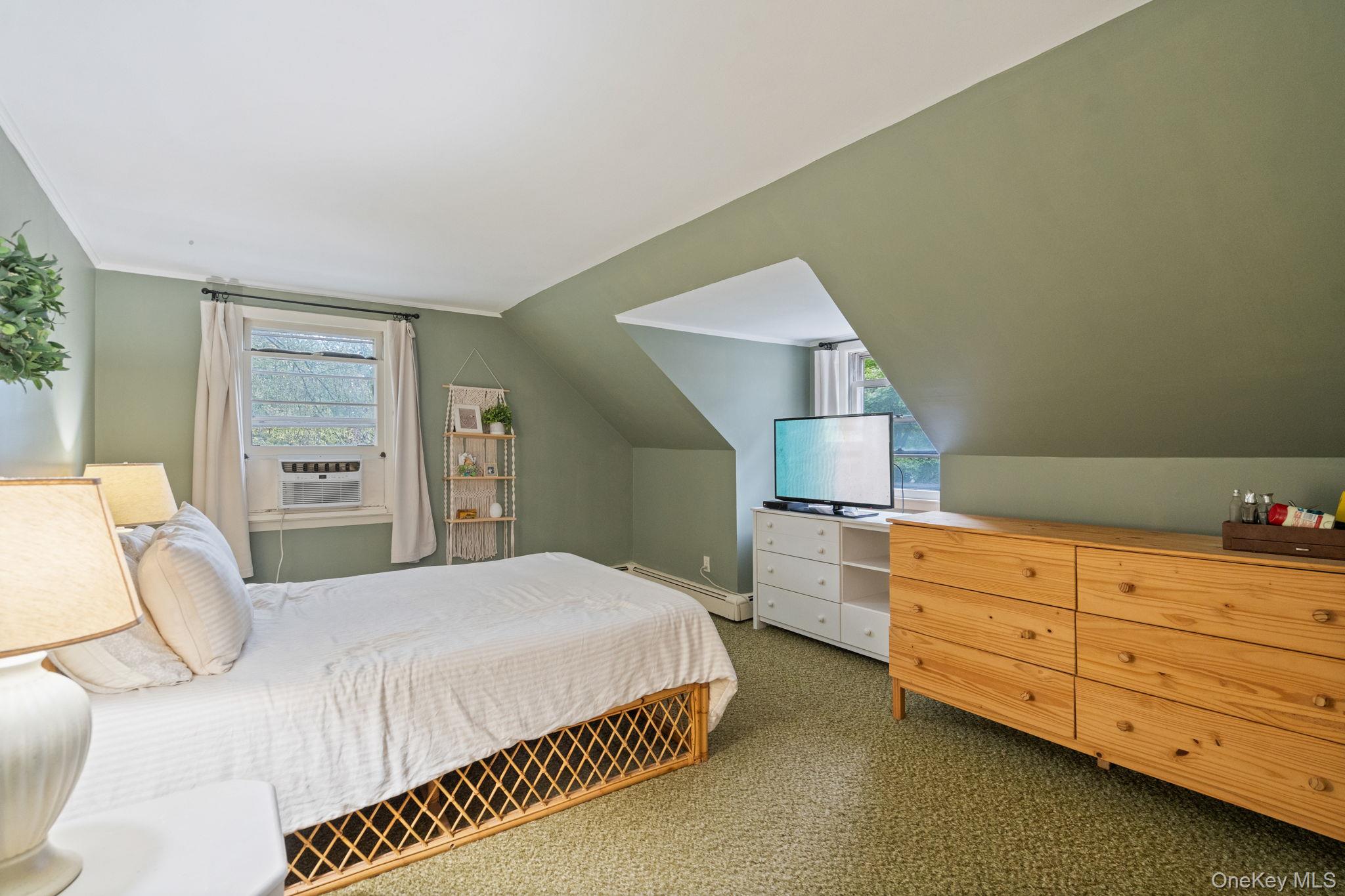 23 Pearwood Drive, Huntington Station, NY 11746