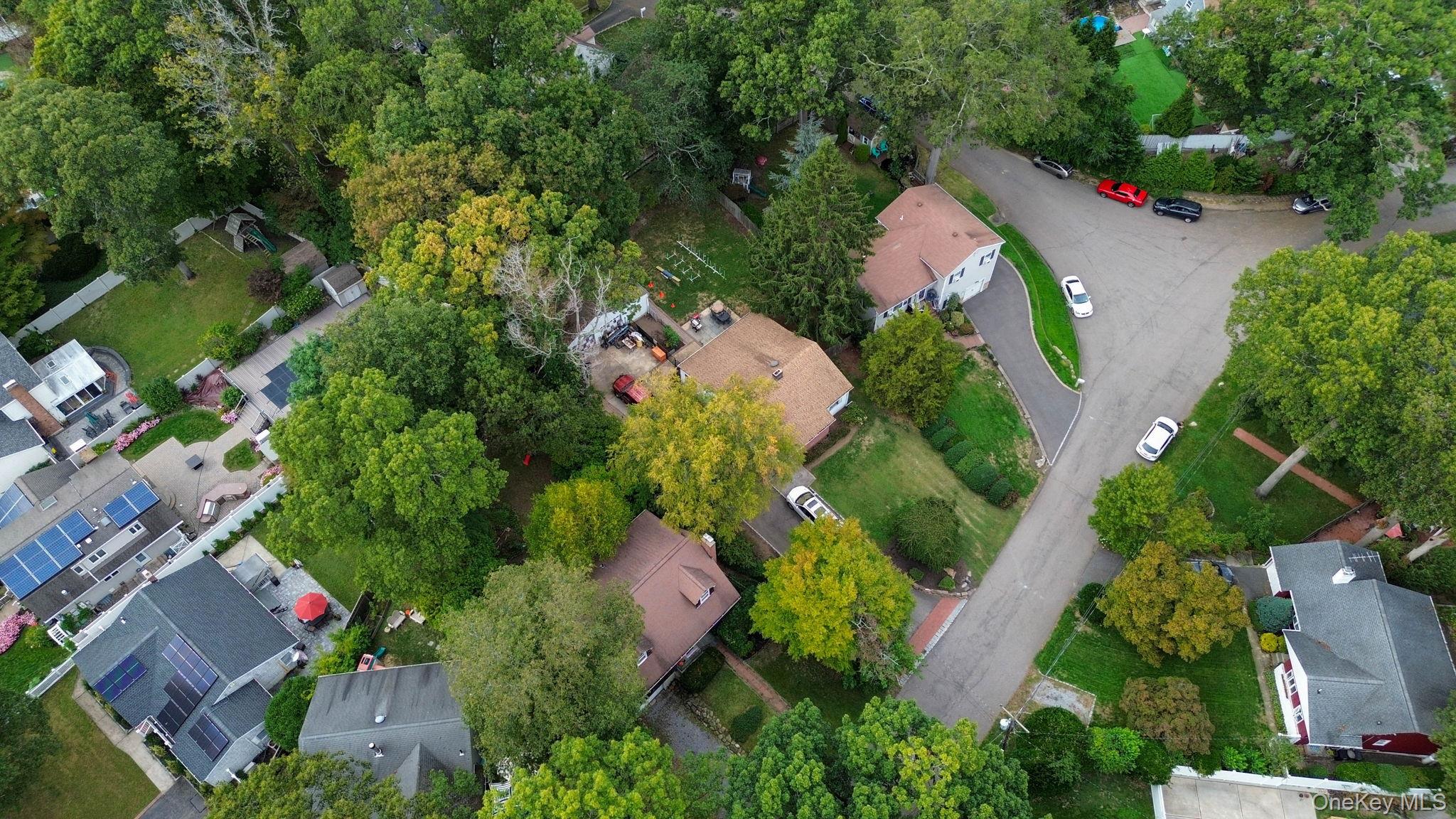 23 Pearwood Drive, Huntington Station, NY 11746