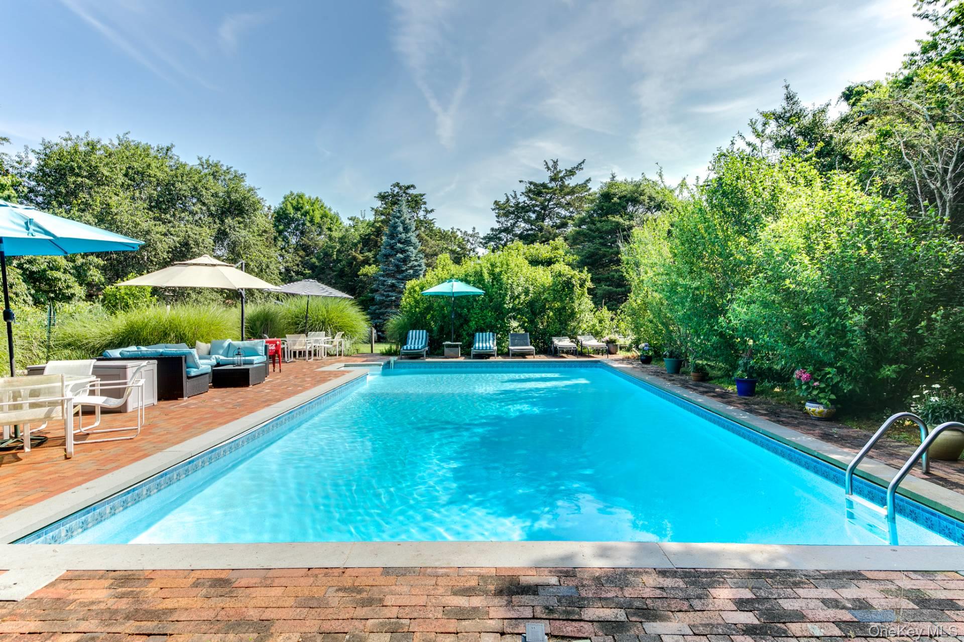 7 North Drive, Sagaponack, NY 11963