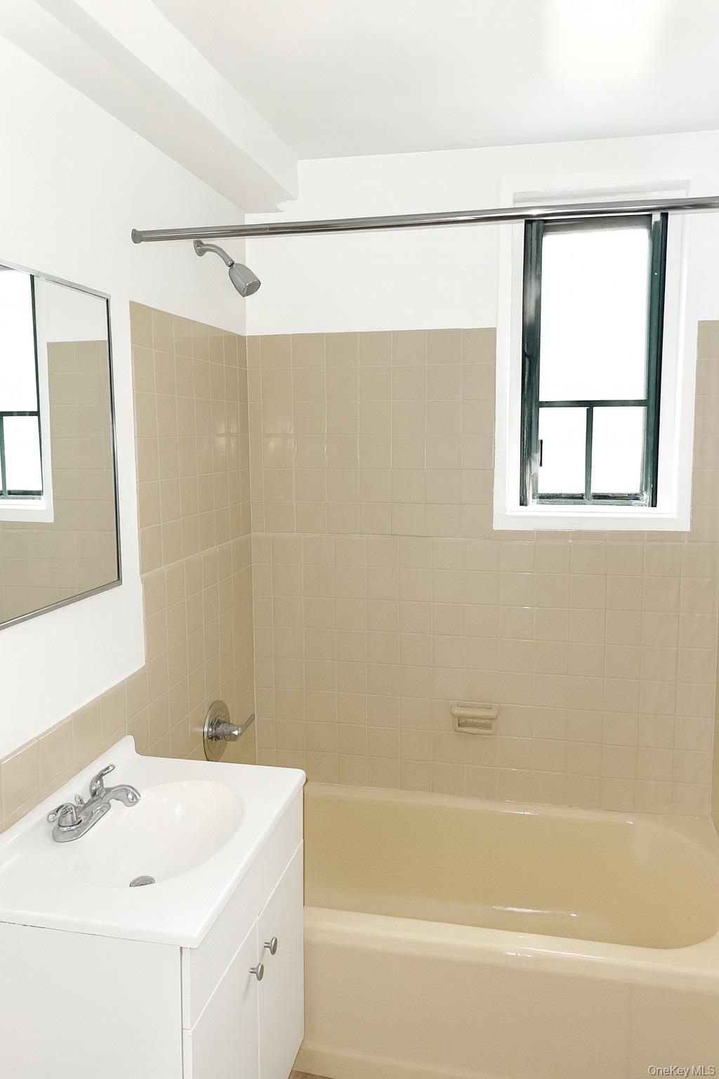 1554 Unionport Road # 3B, Bronx, NY 10462