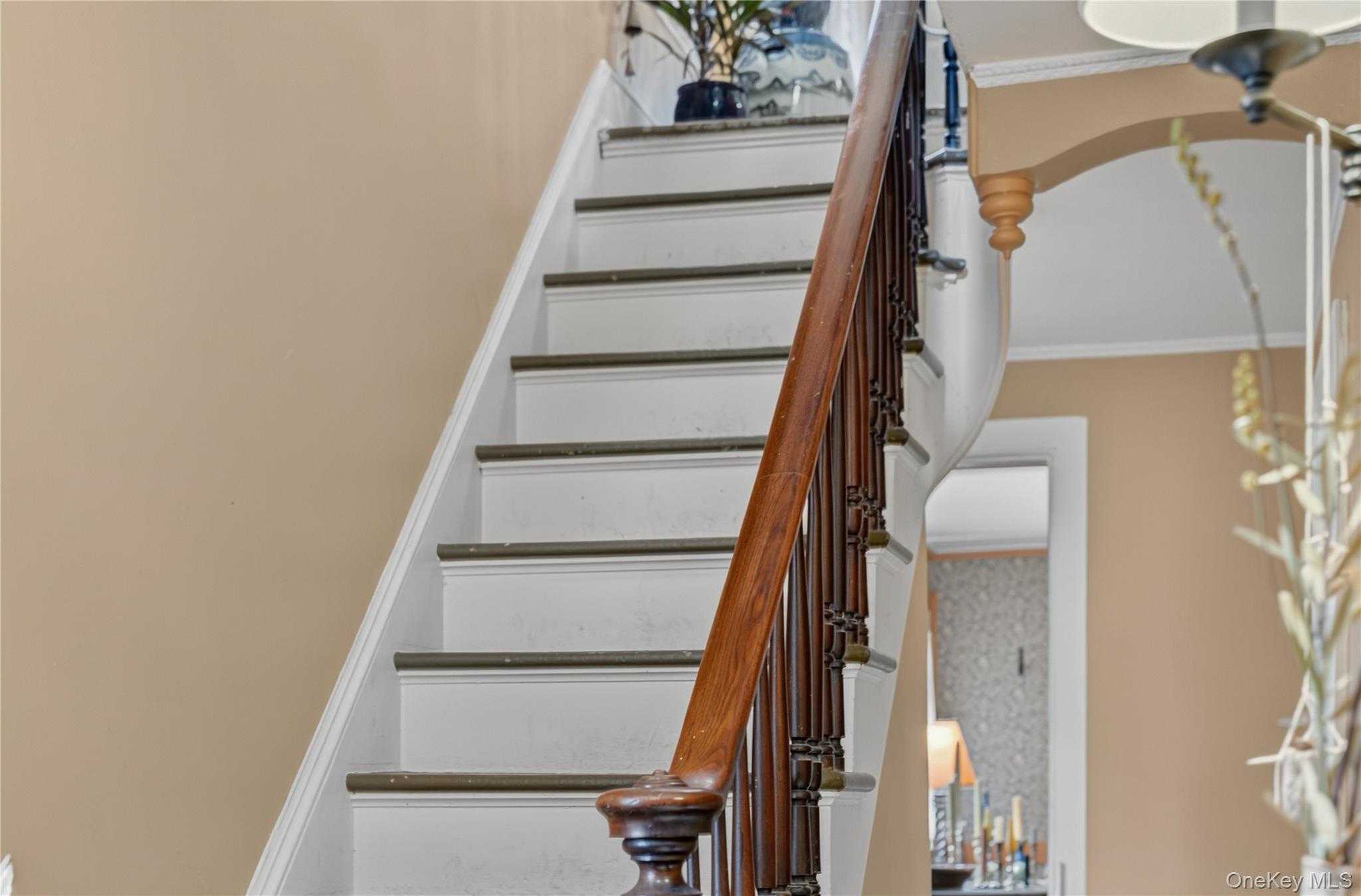 32 Carroll Street, Poughkeepsie, NY 12601