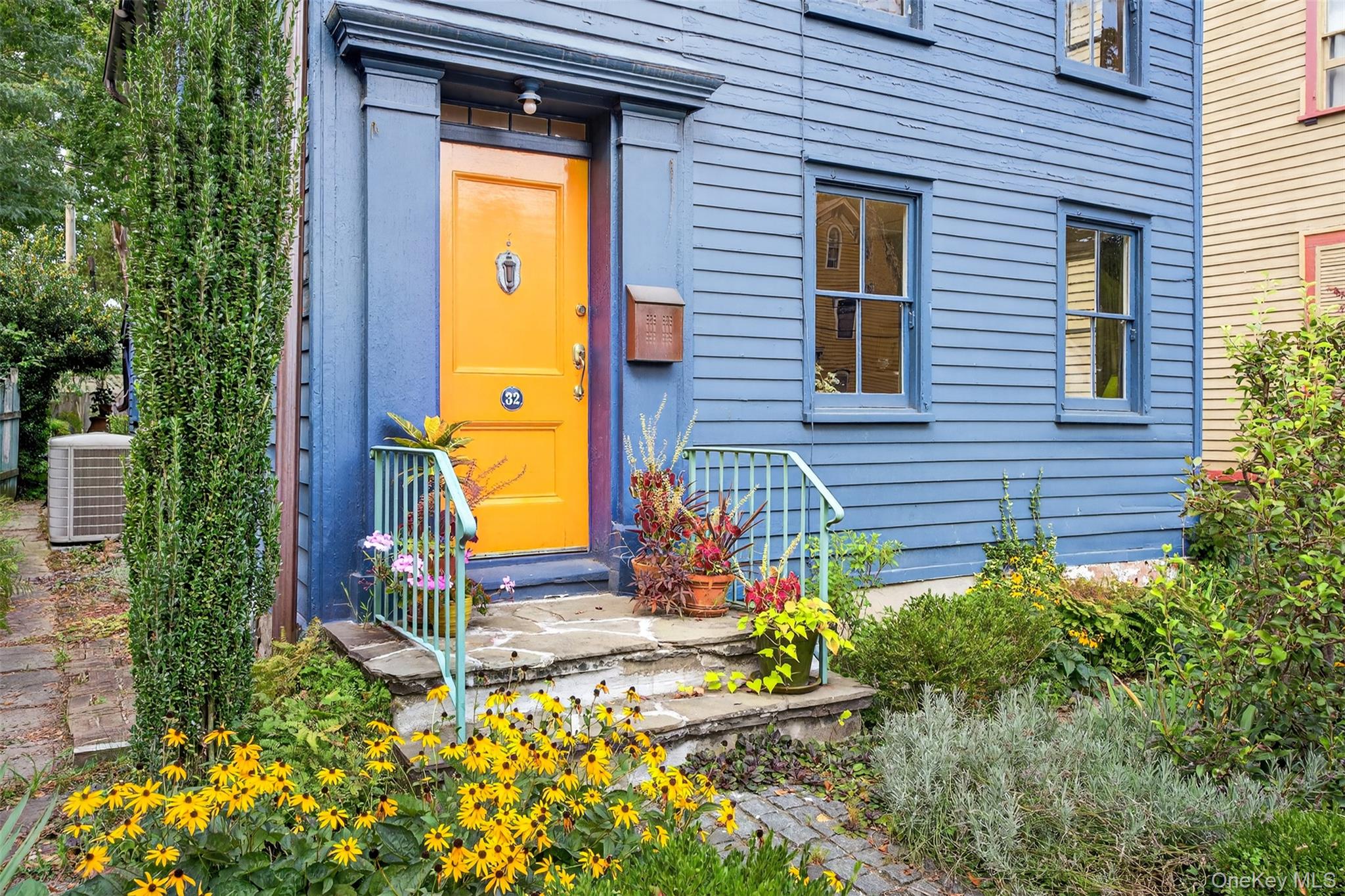 32 Carroll Street, Poughkeepsie, NY 12601