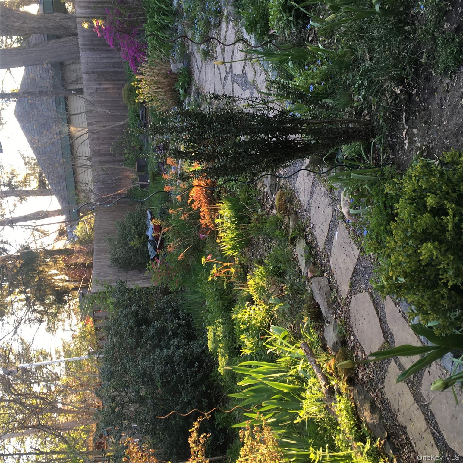 32 Carroll Street, Poughkeepsie, NY 12601