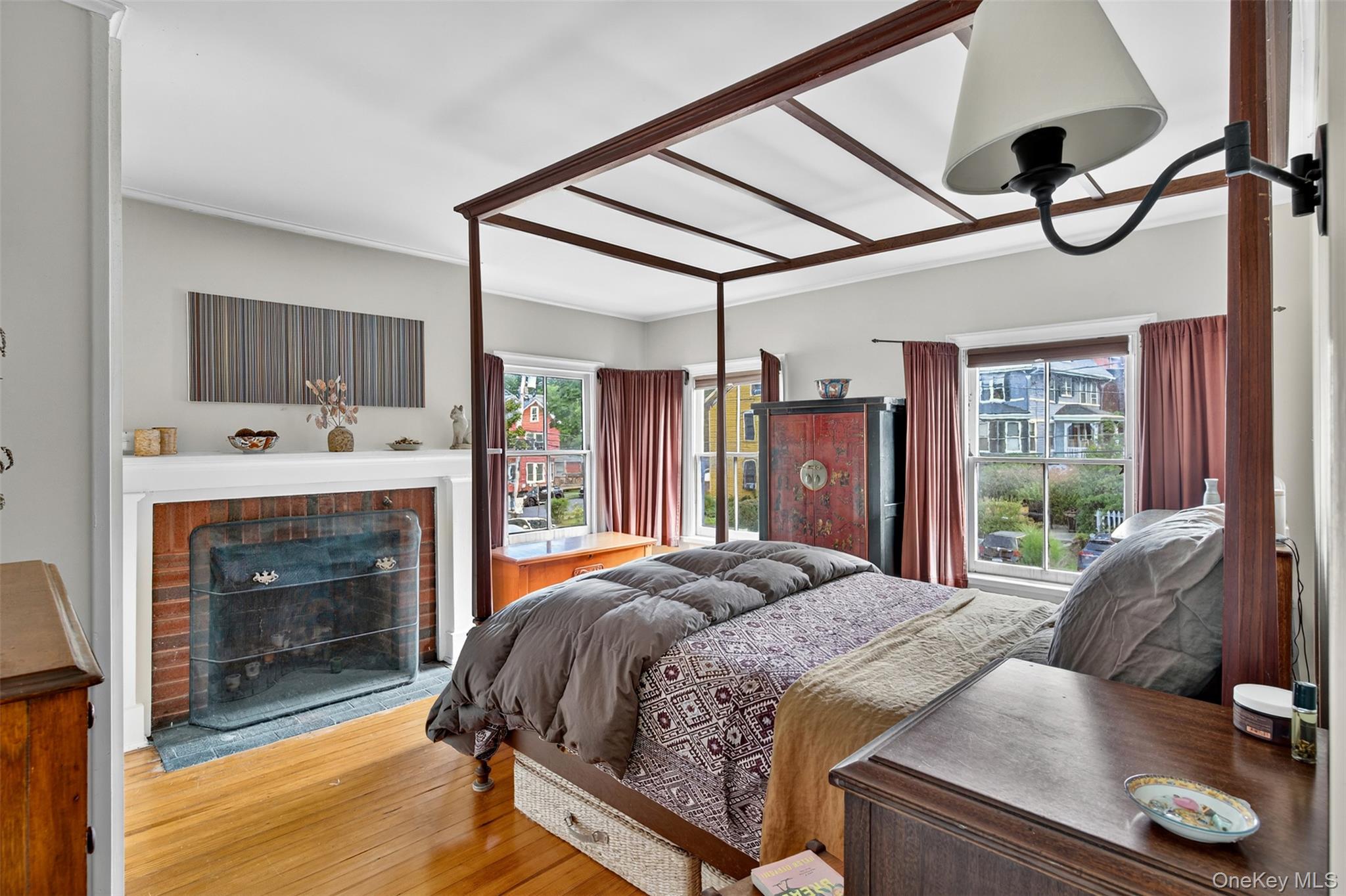 32 Carroll Street, Poughkeepsie, NY 12601