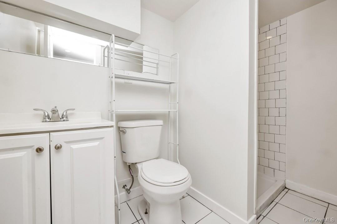 31 Fuller Avenue, West Babylon, NY 11704