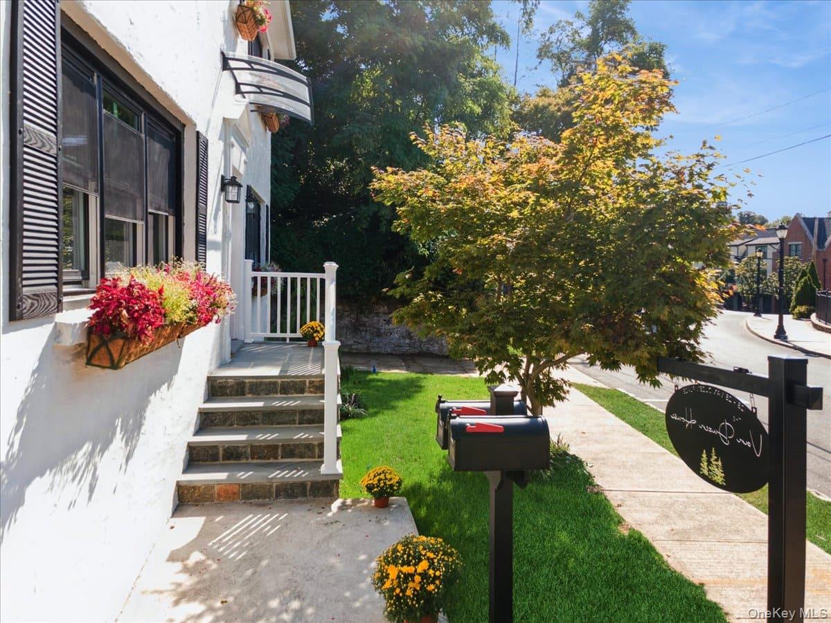 23-25 Van Duzen Place, Tuckahoe, NY 10707