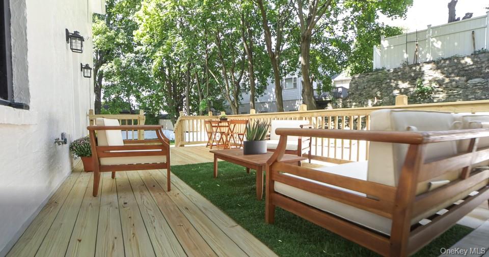 23-25 Van Duzen Place, Tuckahoe, NY 10707