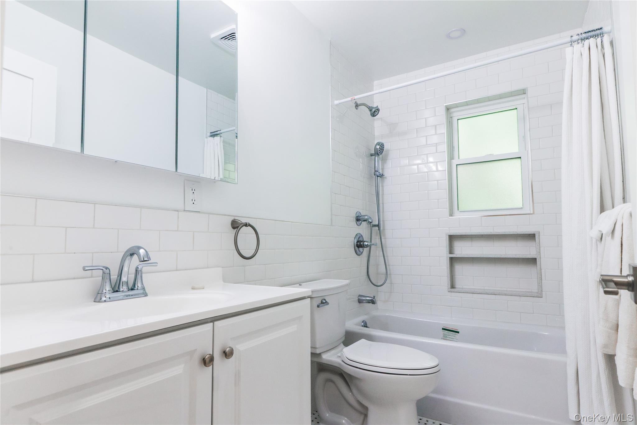 23-25 Van Duzen Place, Tuckahoe, NY 10707