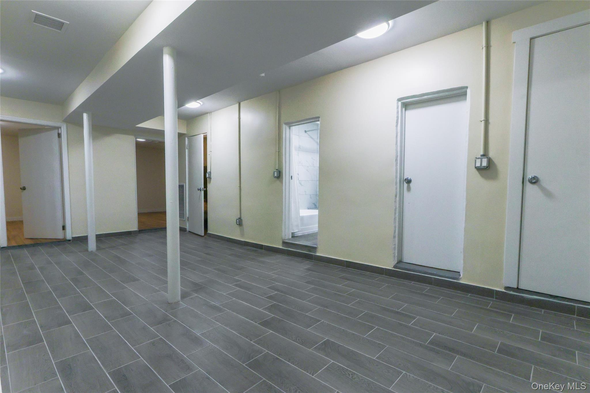 23-25 Van Duzen Place, Tuckahoe, NY 10707