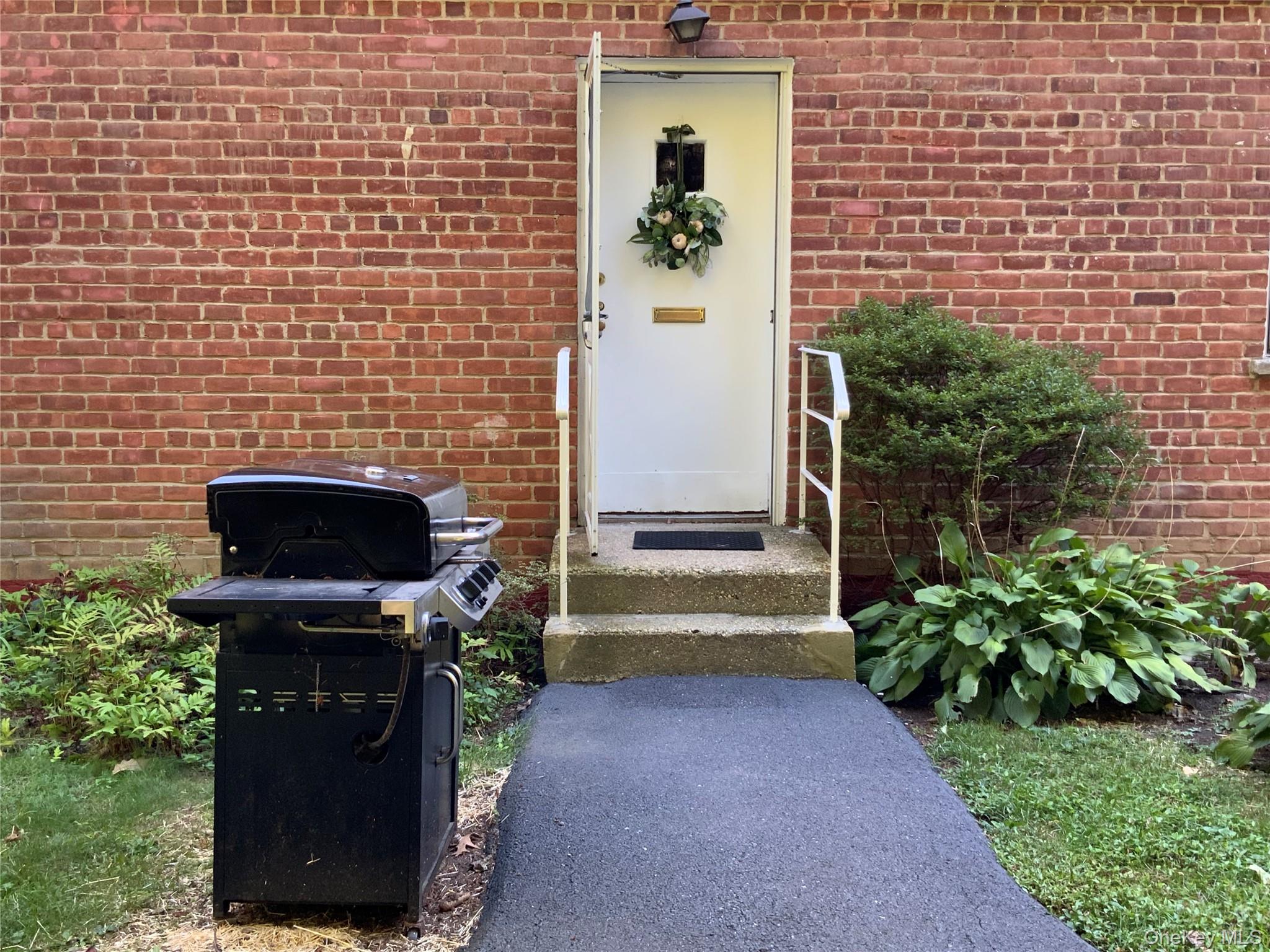 125 N Washington Avenue # 10, Hartsdale, NY 10530