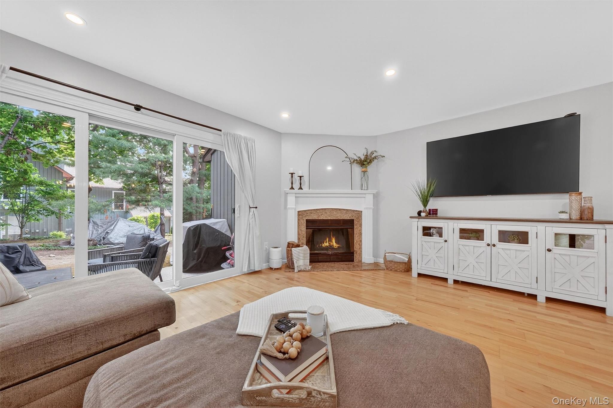 6 Elmwood Circle, Peekskill, NY 10566