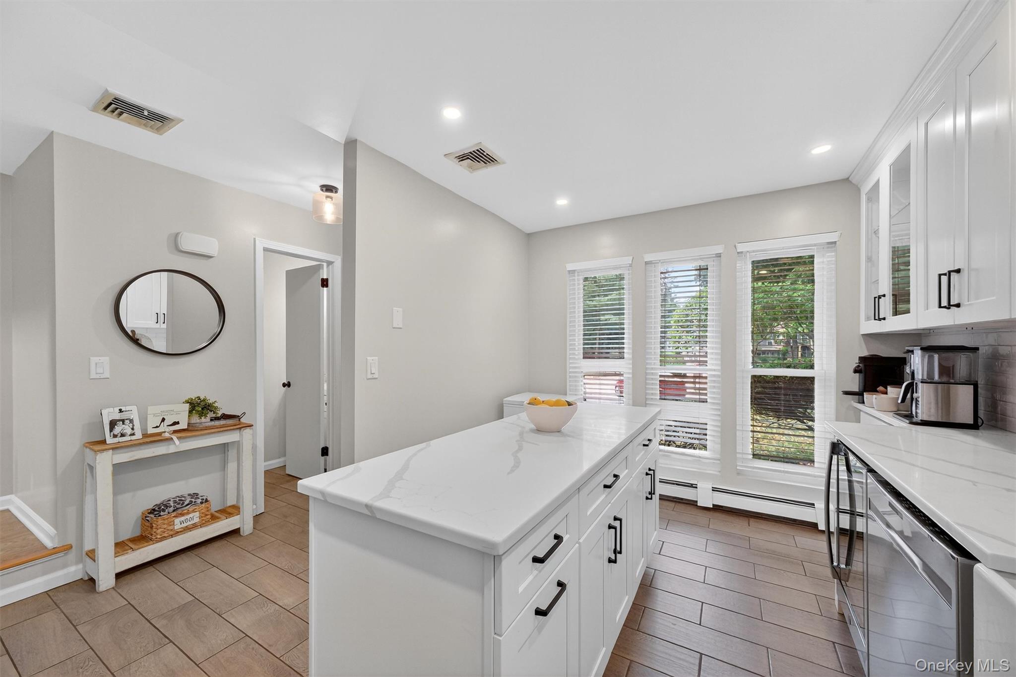 6 Elmwood Circle, Peekskill, NY 10566