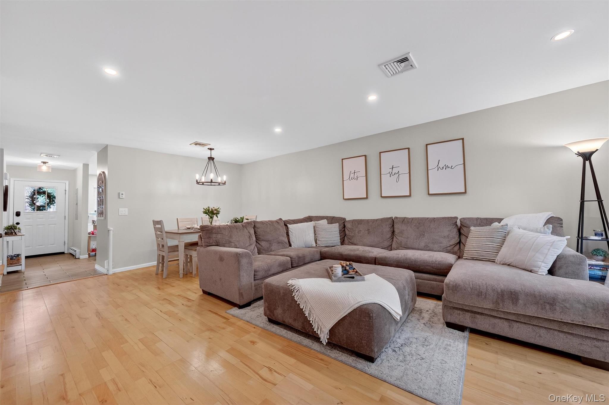 6 Elmwood Circle, Peekskill, NY 10566