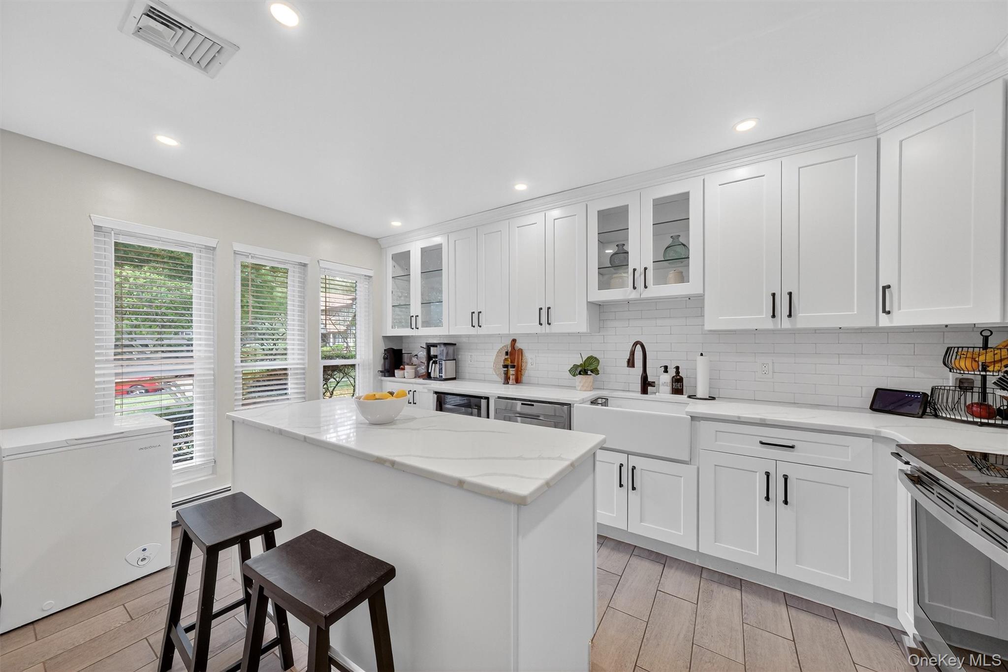 6 Elmwood Circle, Peekskill, NY 10566