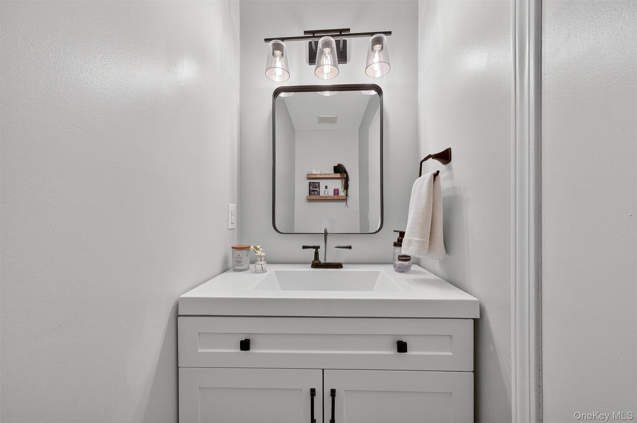 6 Elmwood Circle, Peekskill, NY 10566