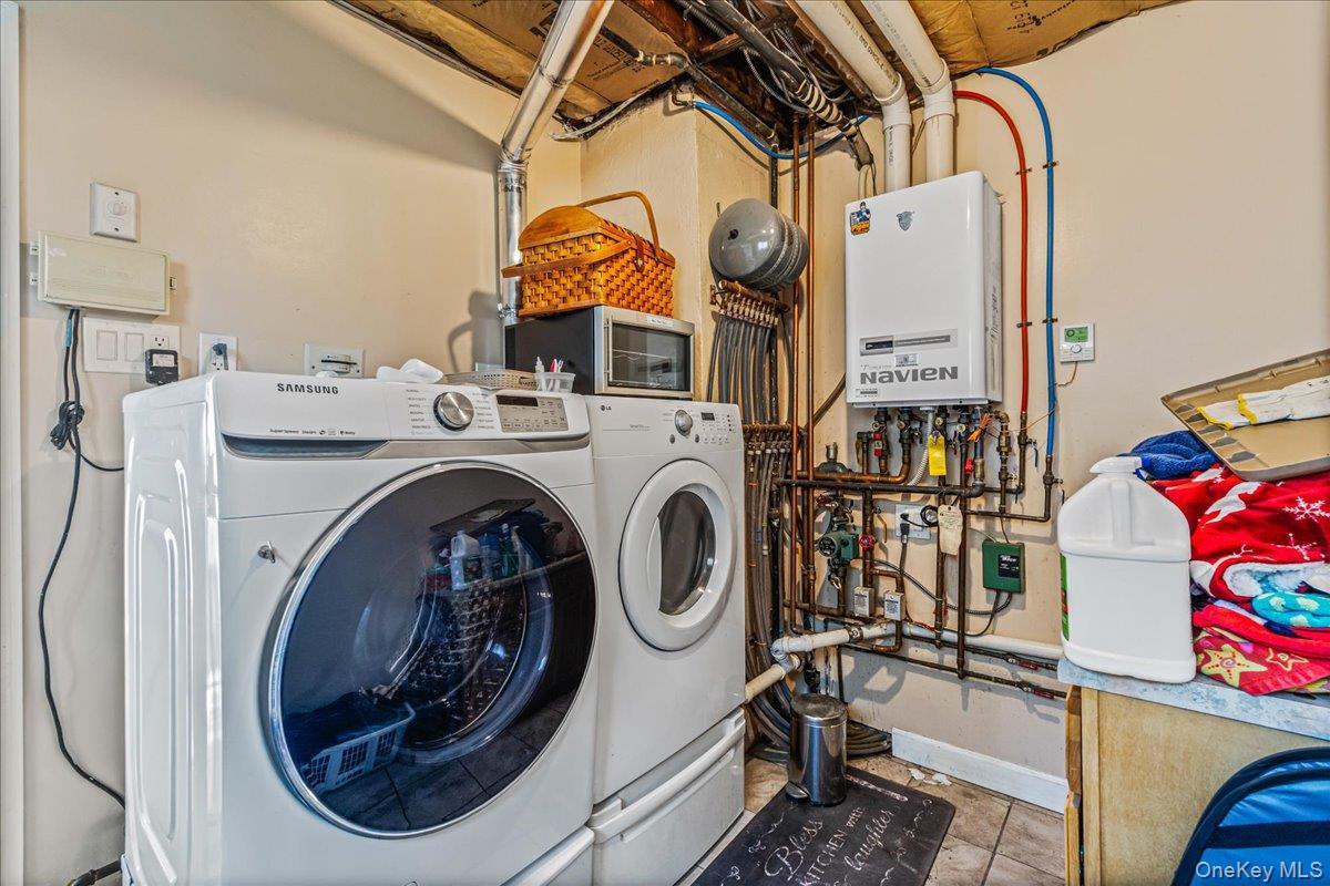 1069 Hastings Street, Baldwin Harbor, NY 11510