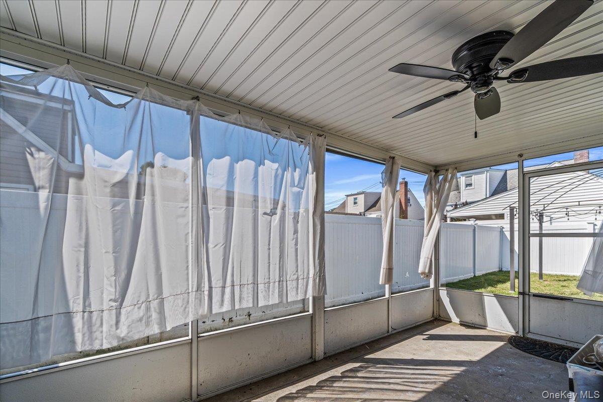 1069 Hastings Street, Baldwin Harbor, NY 11510