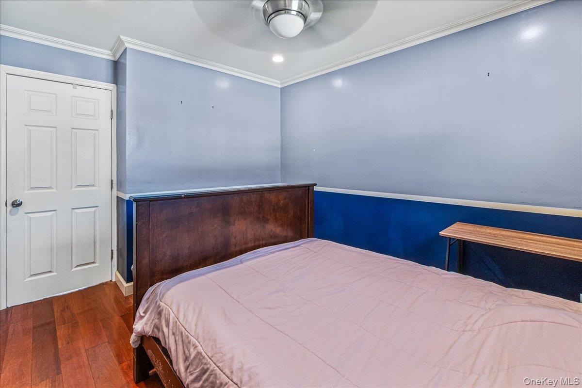 1069 Hastings Street, Baldwin Harbor, NY 11510