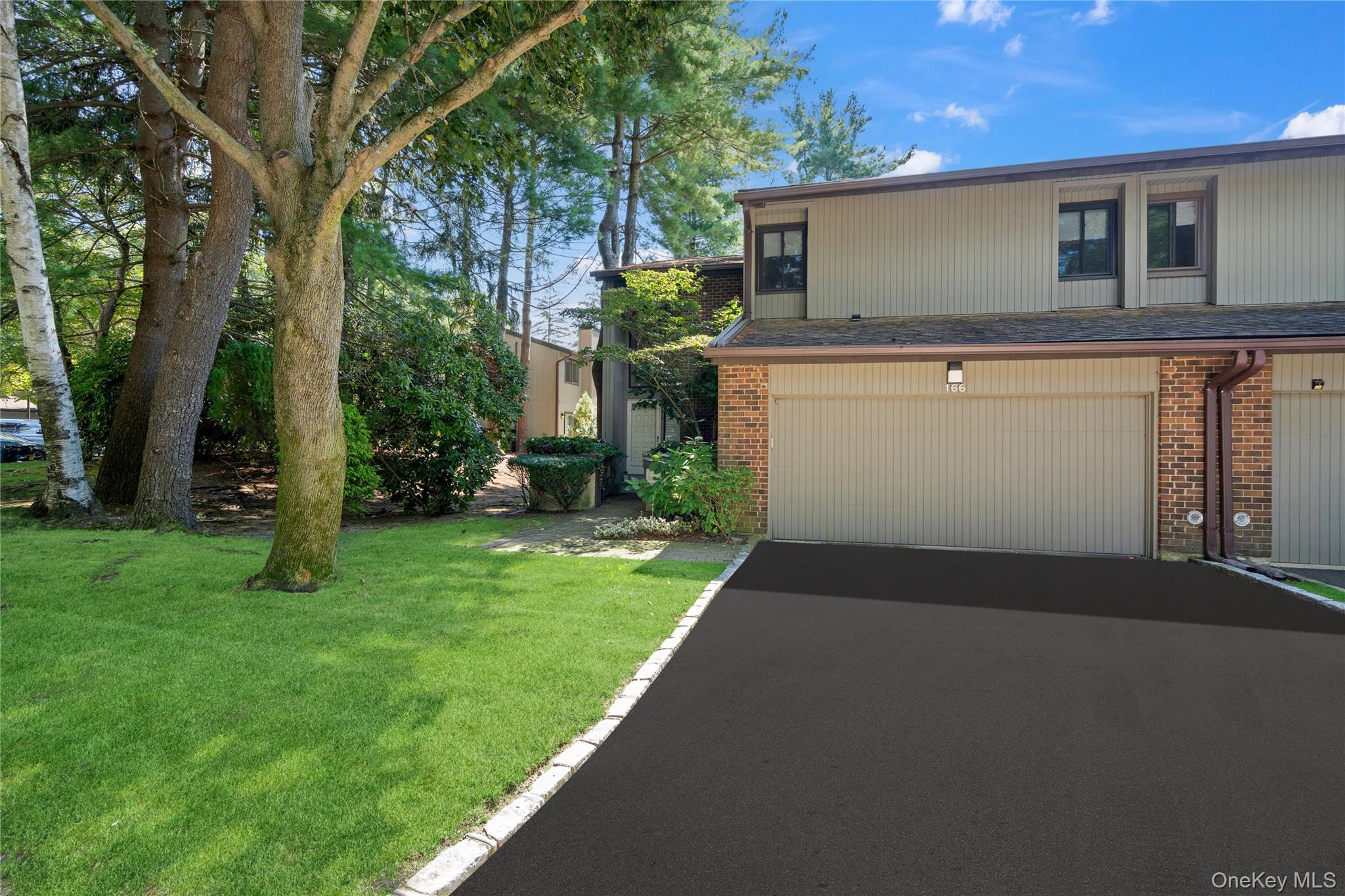 166 High Pond Drive, Jericho, NY 11753