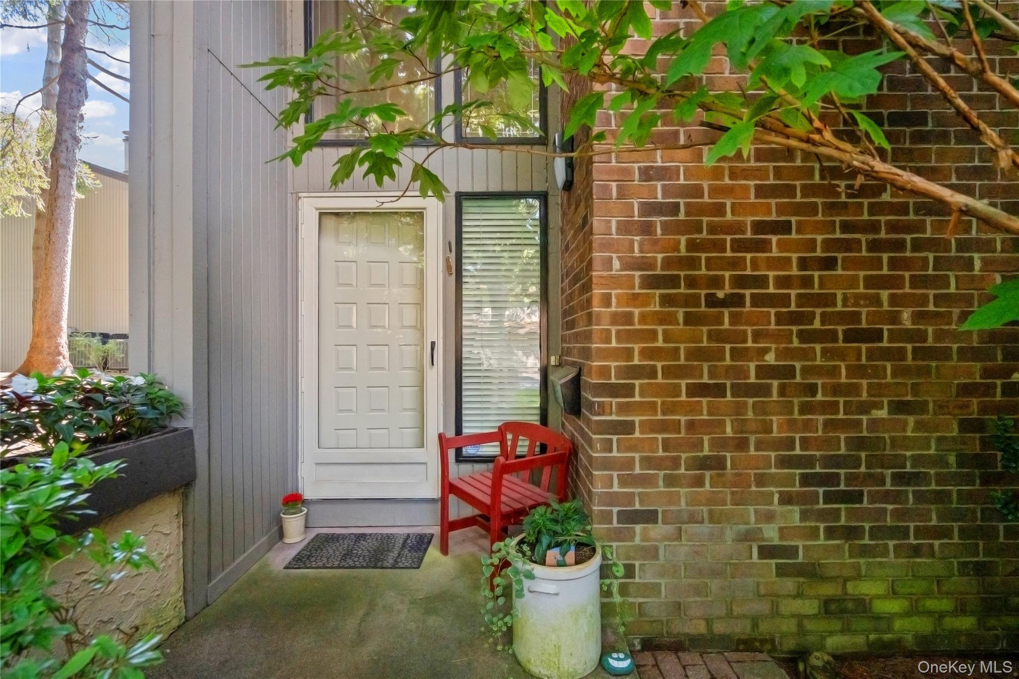 166 High Pond Drive, Jericho, NY 11753