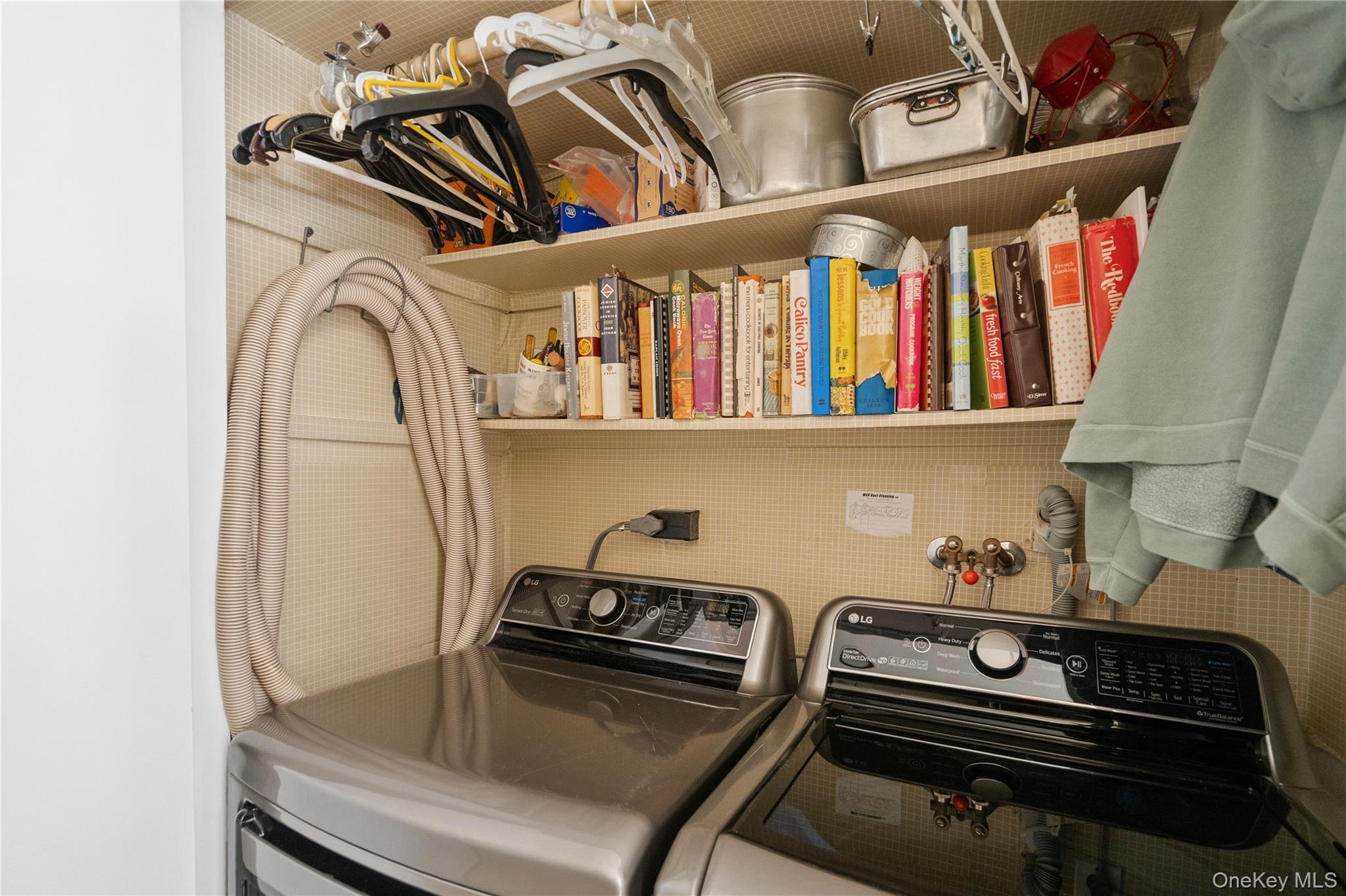 166 High Pond Drive, Jericho, NY 11753