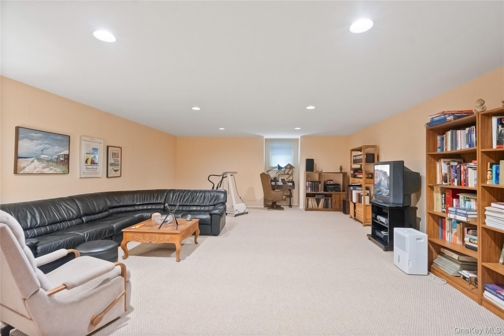 166 High Pond Drive, Jericho, NY 11753