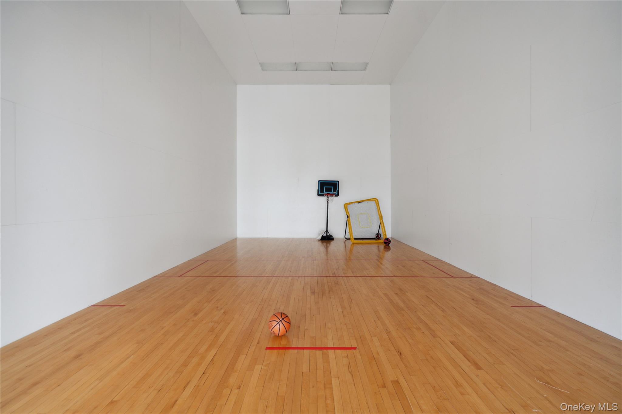 166 High Pond Drive, Jericho, NY 11753