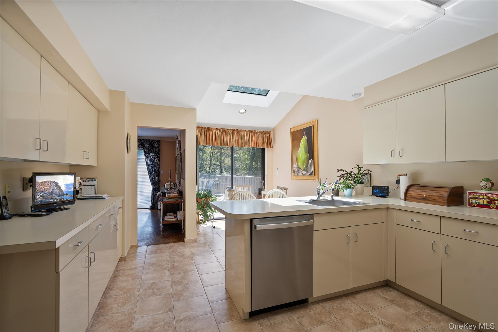 166 High Pond Drive, Jericho, NY 11753