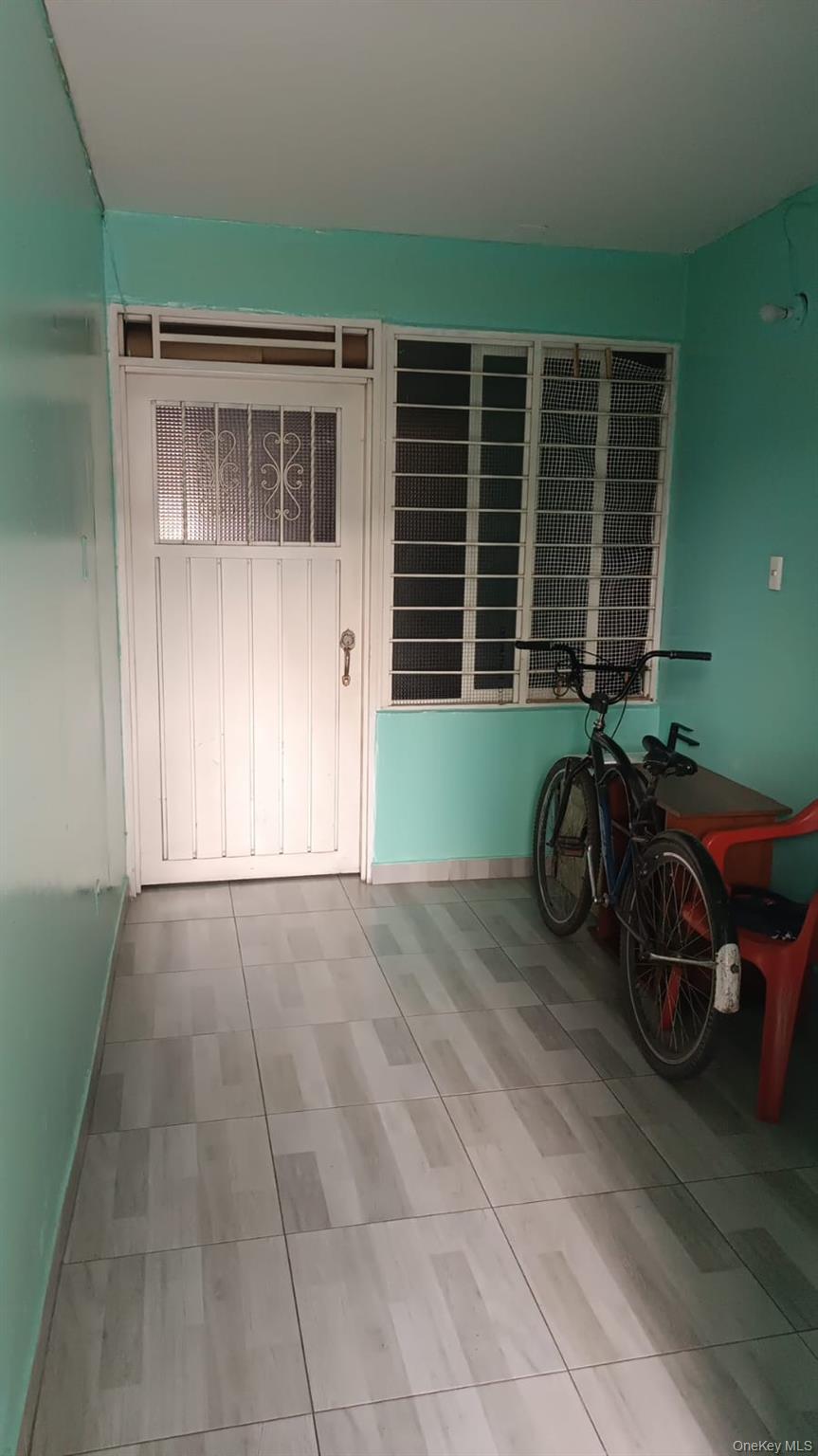 Cl. 44 # 12-51, Comuna 8, E Cl. 44 # 12-51, Comuna 8, Cali, Valle del Cauca, Street # 12-51,, Other 760041